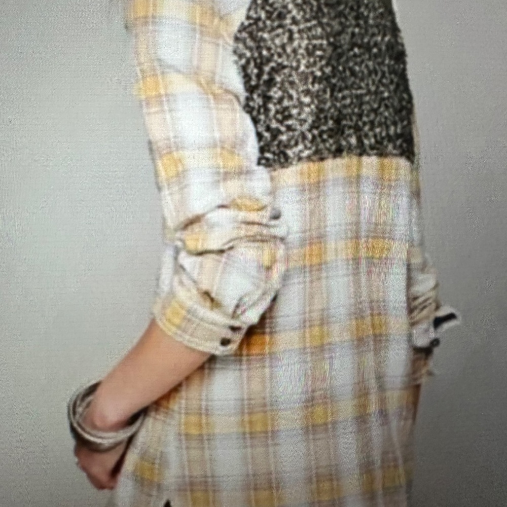 Free People Little bit Of Sugar Plaid, Sequin Flannel. Size;M - Picture 2 of 7